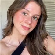 Graduada en Marketing y Publicidad, soy una chica amable paciente y comprometida para ayudarte a aprender de verdad!